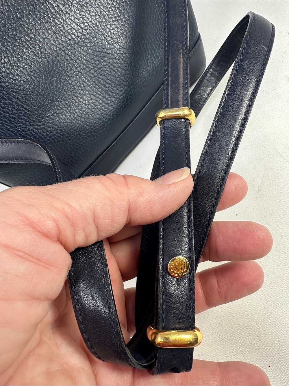 Mark Cross Bucket crossbody - Picture 3 of 8